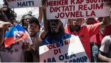 Haïti plusieurs milliers de manifestants contre la dicture