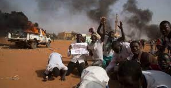 Niger la manifestation de tous les dangers