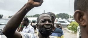 Engager la Guinée sur la voie démocratique