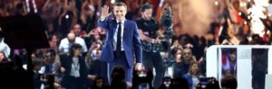Emmanuel Macron lors de son discours à La Défense Arena de Nanterre (Hauts-de-Seine) le 2 avril 2022