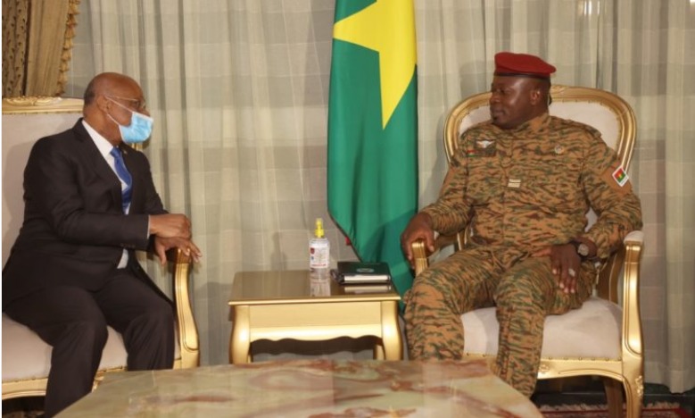 Le président du Faso, le lieutenant-colonel Paul-Henri Sandaogo Damiba
