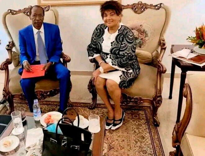 L'ex-président Blaise Compaoré et son épouse peu après leur retour à Ouagadougou le 7 juillet 2022