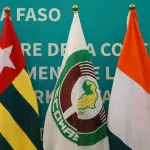 Les drapeaux des pays membres de la Cédéao lors d'un sommet de l'organisation à Accra, au Ghana le 3 février 2022 AFP - NIPAH DENNIS