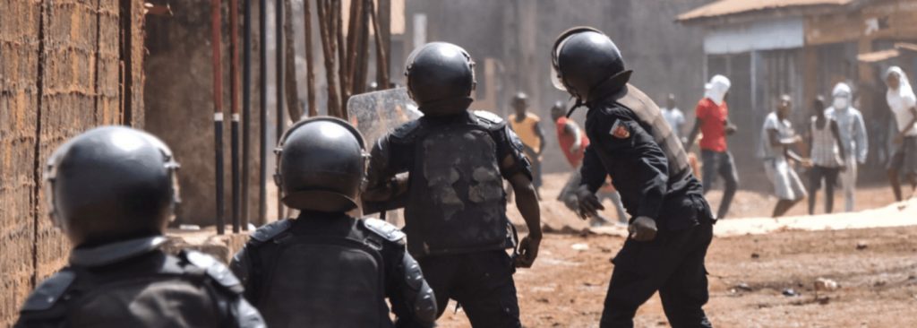 Guinée la chasse aux opposants et aux activistes des droits humains