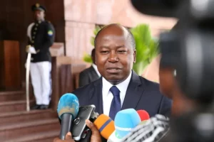 Gabon Ali Bongo nomme un nouveau Premier ministre