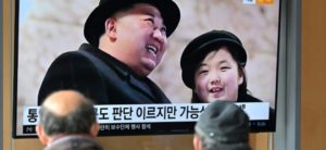 Le dirigeant nord-coréen Kim Jong Un et sa fille Ju Ae