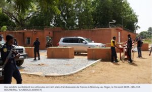 Niger la France va fermer son ambassade